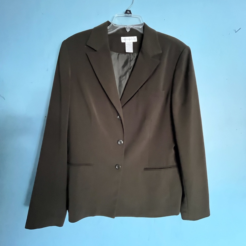 Suit Jackets and Blazers